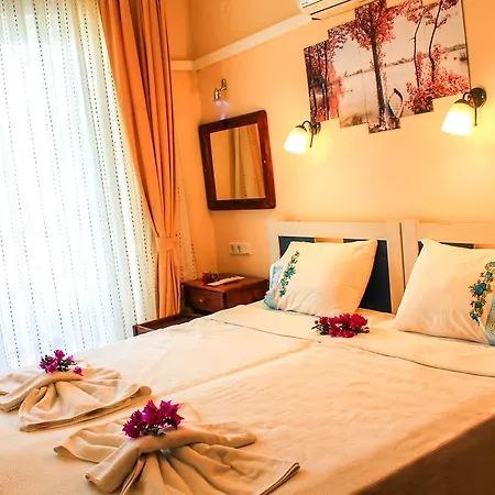 Bozburun Aphrodite Beach & Hotel فندق 3*