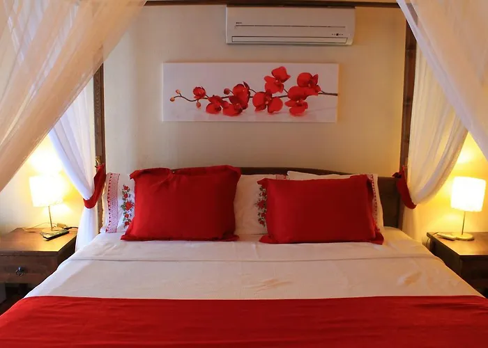 Bozburun Aphrodite Beach & Hotel Мармарис