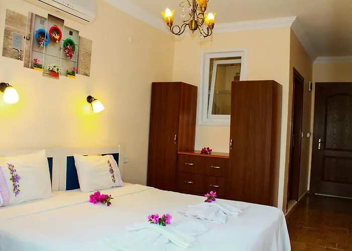 Отель Bozburun Aphrodite Beach & Hotel 3*