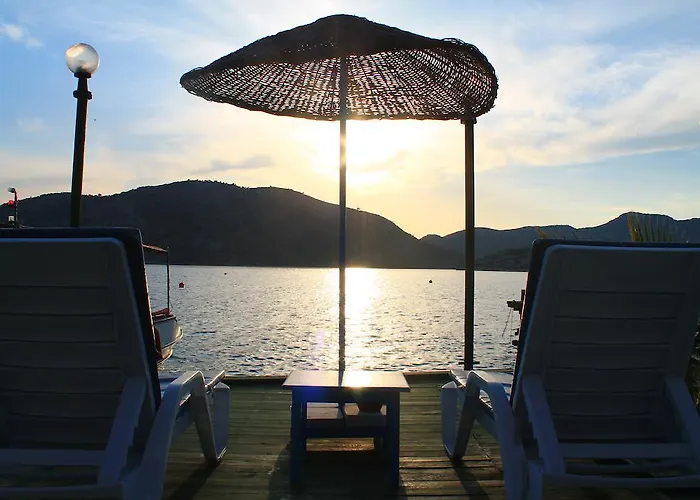 Отель Bozburun Aphrodite Beach & Hotel