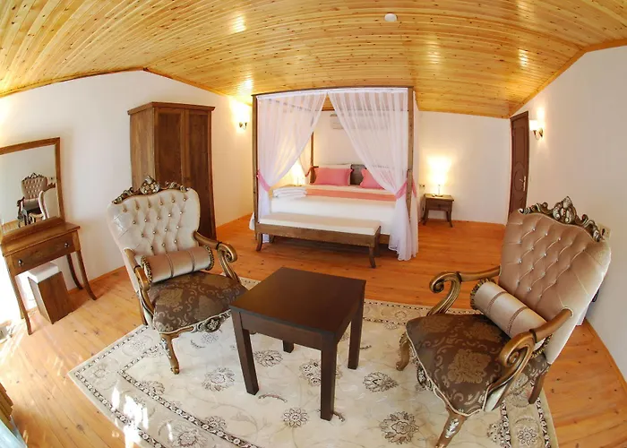 Bozburun Aphrodite Beach & Hotel 3*