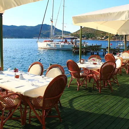 מלון Bozburun Aphrodite Beach & Hotel