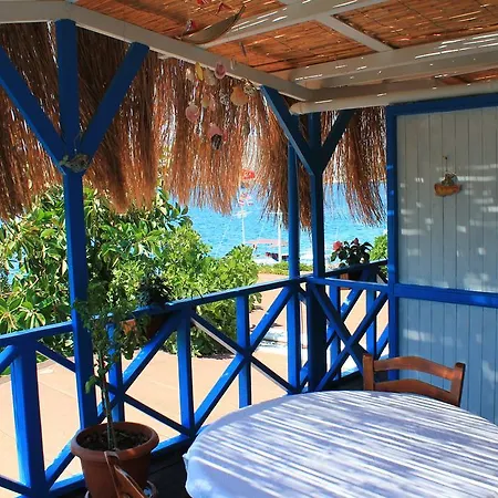 מלון Bozburun Aphrodite Beach & Hotel 3*