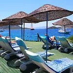 Bozburun Aphrodite Beach & Hotel 3*